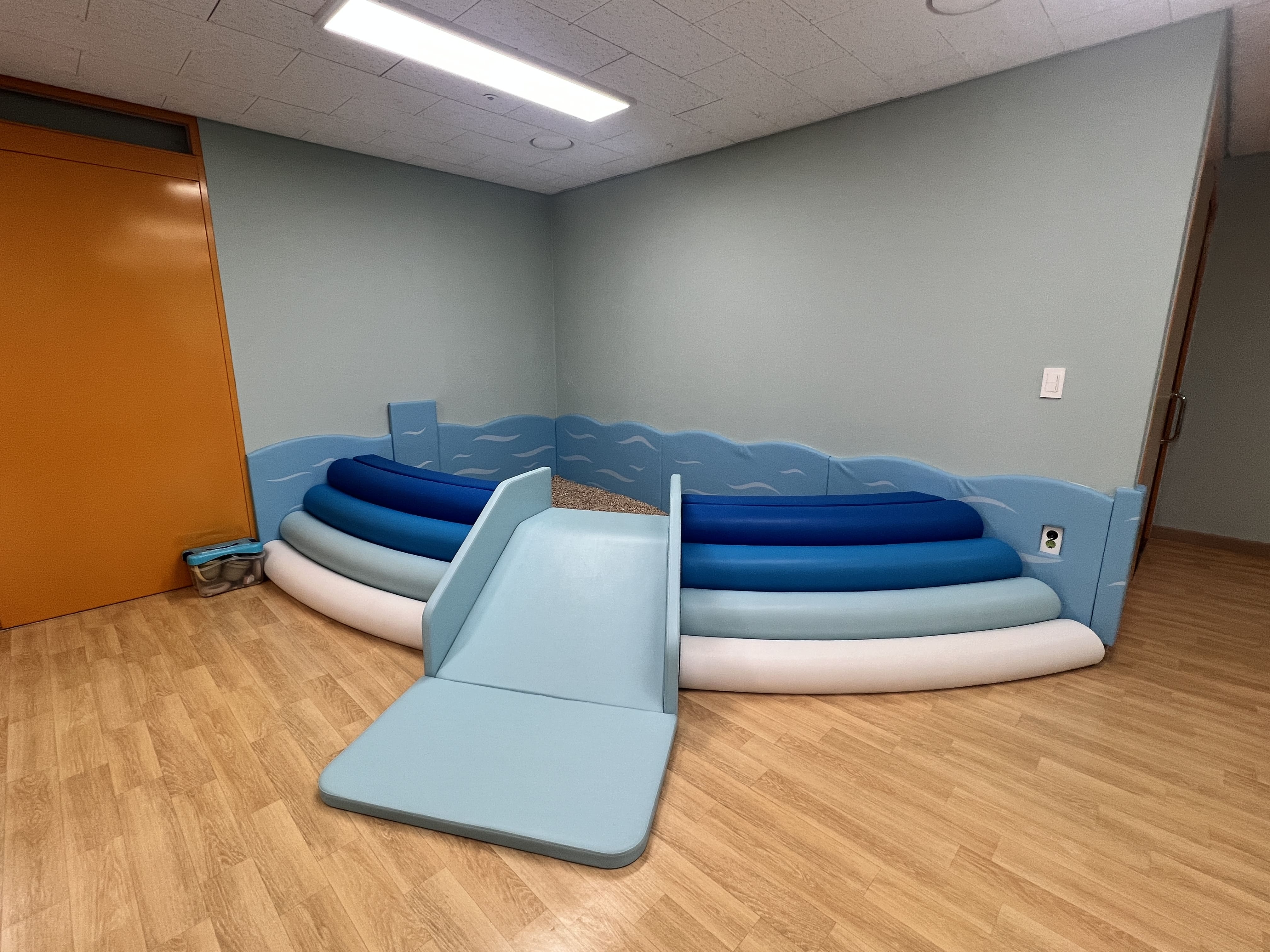 조물조물 놀이터 편백놀이