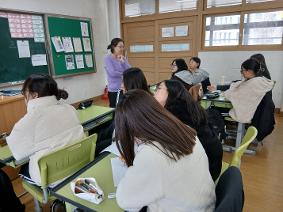 구리여중 동아리 활동수업 입니다. 